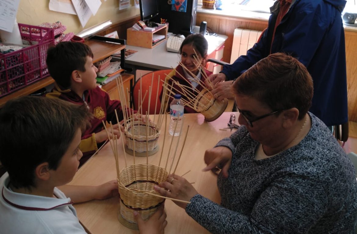 Taller de Cestería en Aspar “La Besana” con el Colegio Maestro Ávila de Salamanca