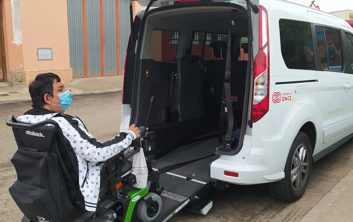 Fundación ONCE apoya económicamente a ASPAR “La Besana” en su Proyecto de Adquisición de Vehículo Adaptado.
